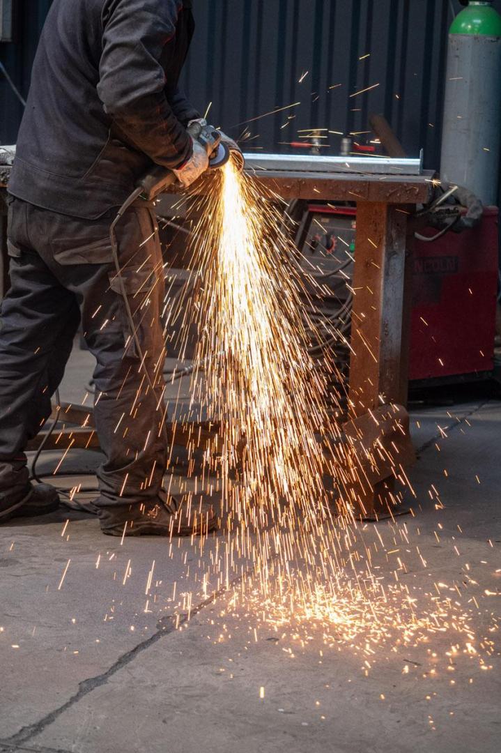 Nous prenons en main la conception et le montage de structures métalliques.